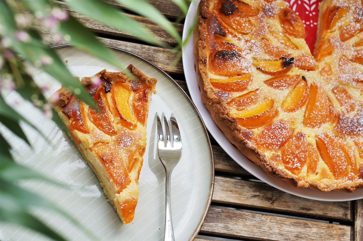 Tarte à L'abricot à La Crème D'amande | La Cuisine De Géraldine