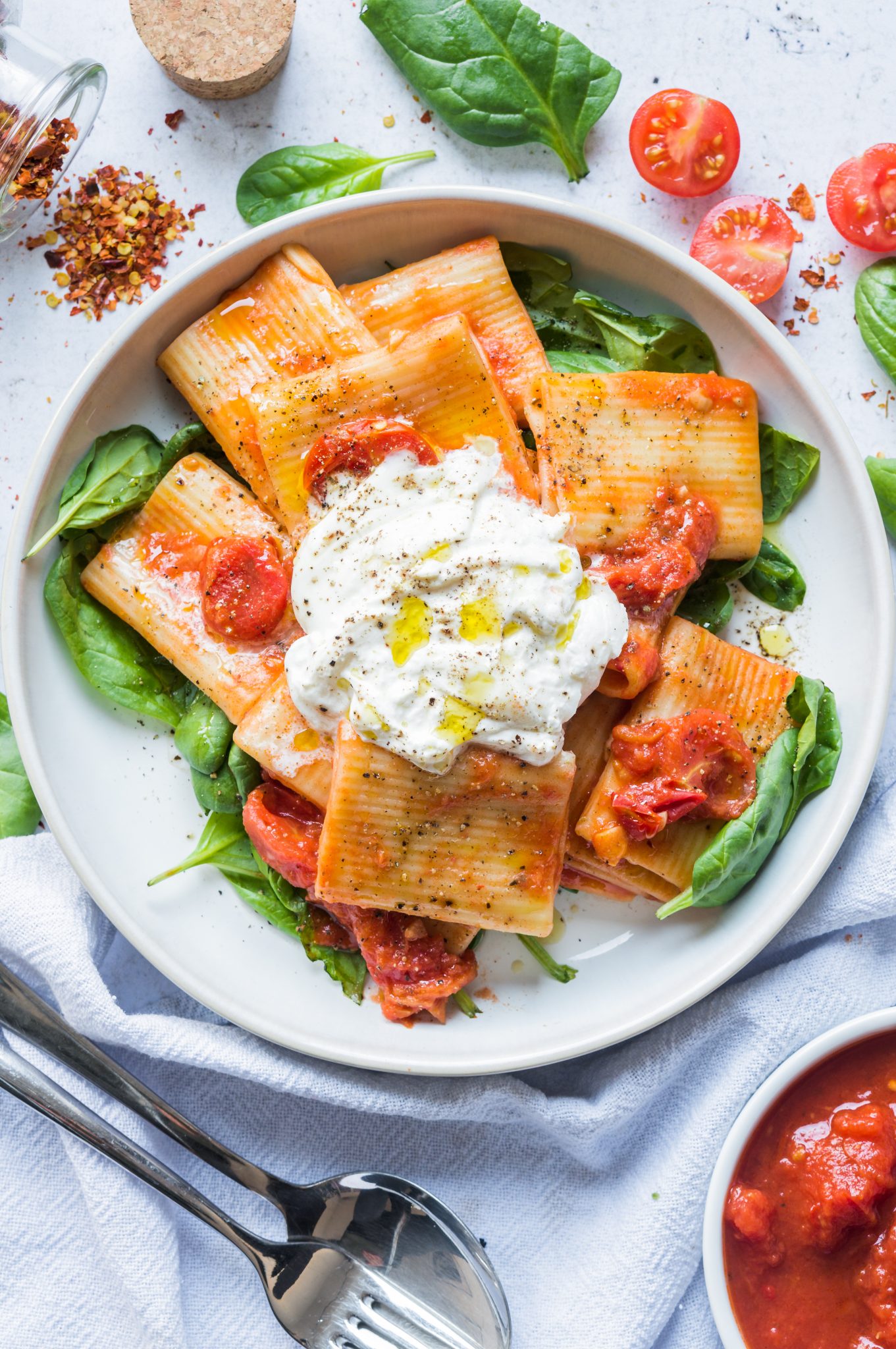 Rigatoni mit Tomatensauce und Burrata | La Cuisine de Géraldine