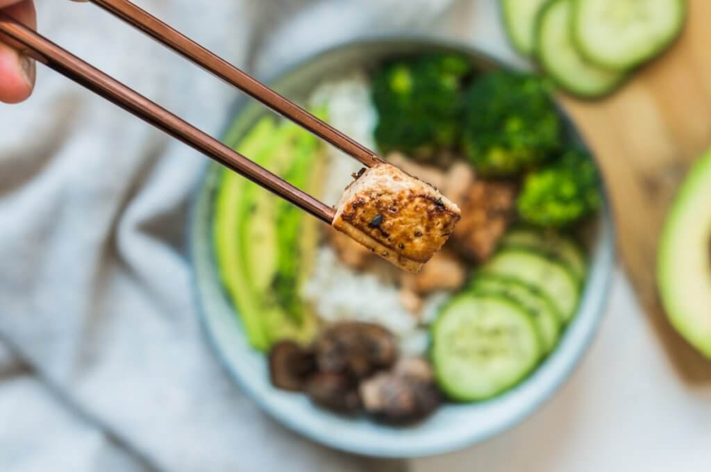 Teriyaki Bowl mit Tofu (vegan)