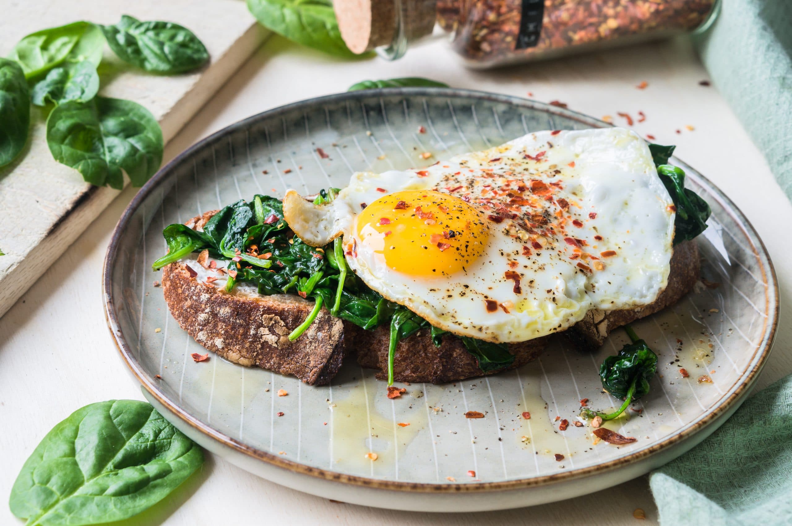 Healthy Spinach and Egg Tartine