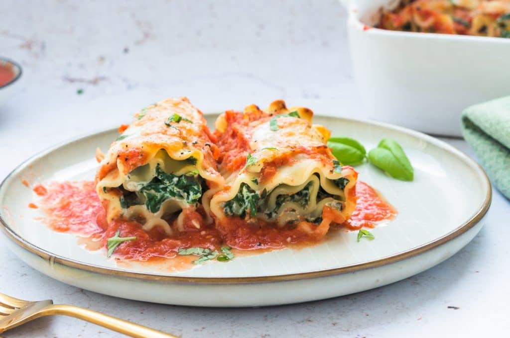 Lasagna Rolls with Spinach and Ricotta