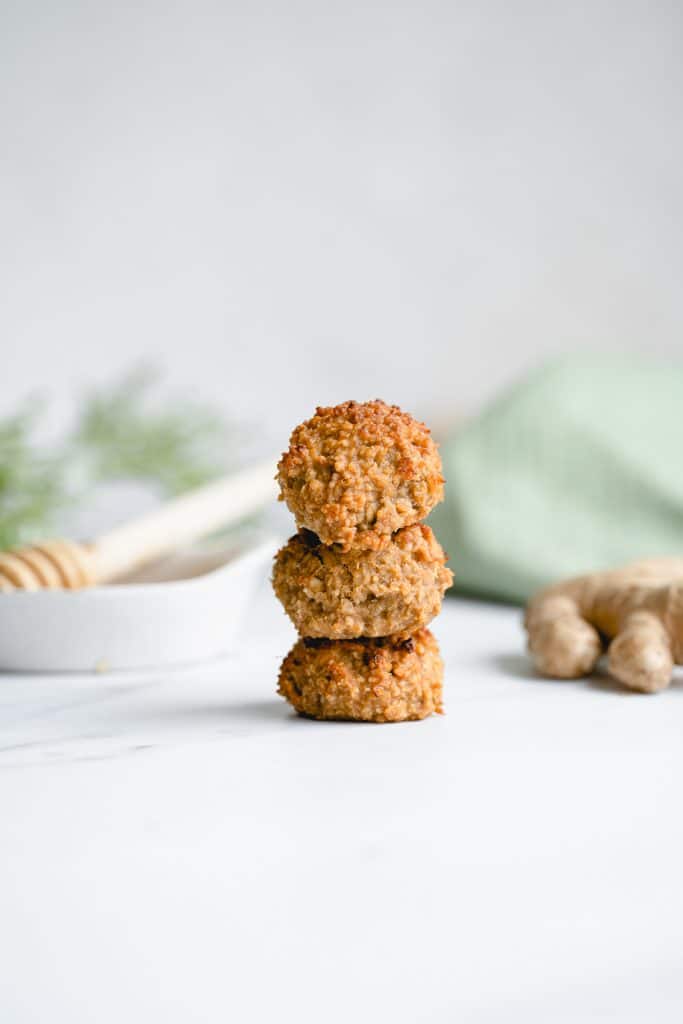 Breakfast Cookies with Fresh Ginger