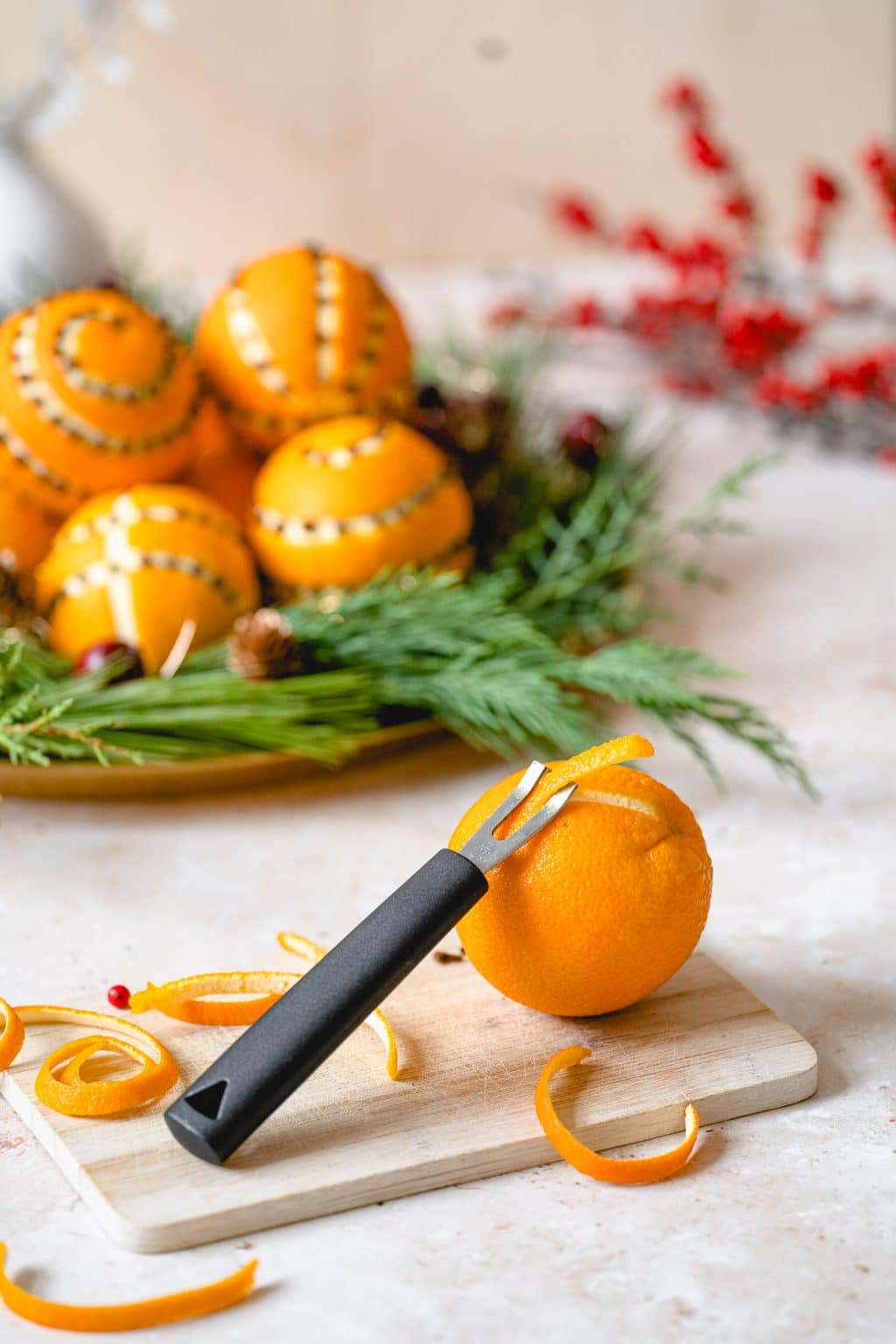 Christmas oranges with cloves