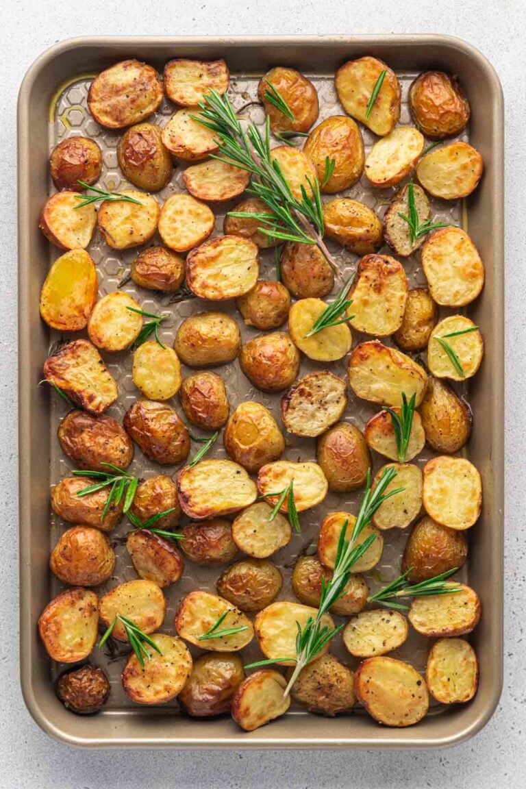 Crispy Rosemary Potatoes | La Cuisine de Géraldine